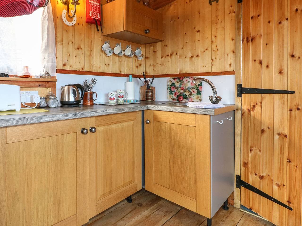 Foto 4 von 16: Lodge für 2 Personen mit Garten
