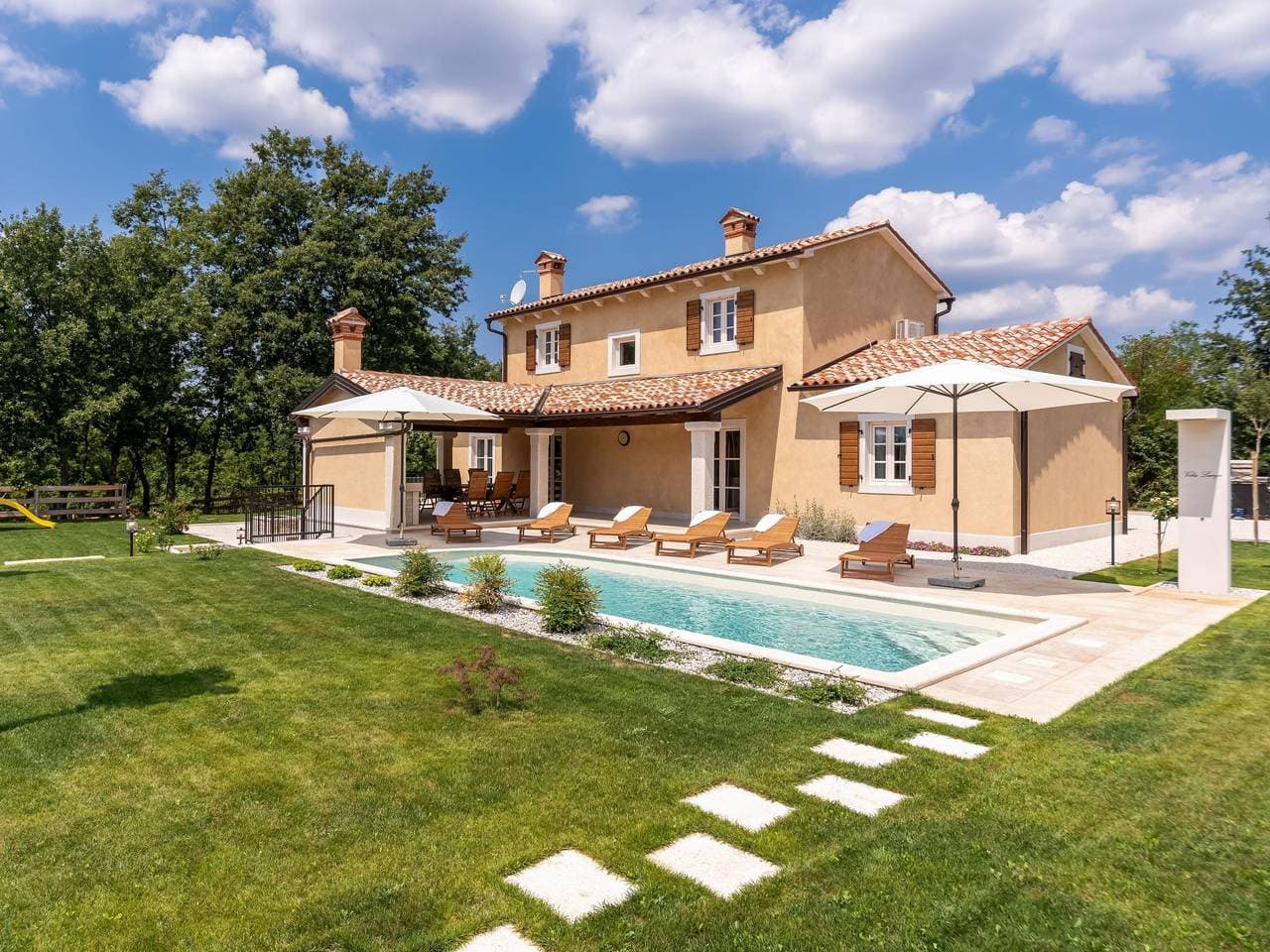 Schöne Villa Lucija 1