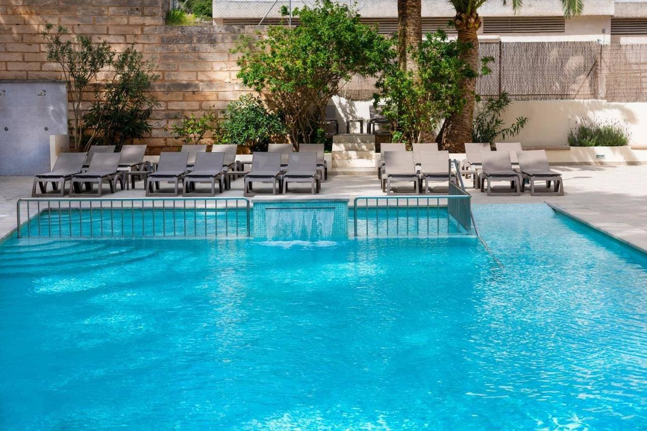 Foto 7 von 43: Hotel für 10 Personen mit Terrasse