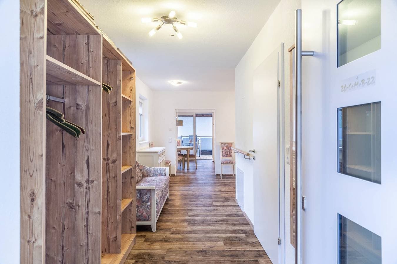 Foto 10 von 23: Ferienwohnung "Zugspitze" mit Gemeinschaftsgarten und WLAN