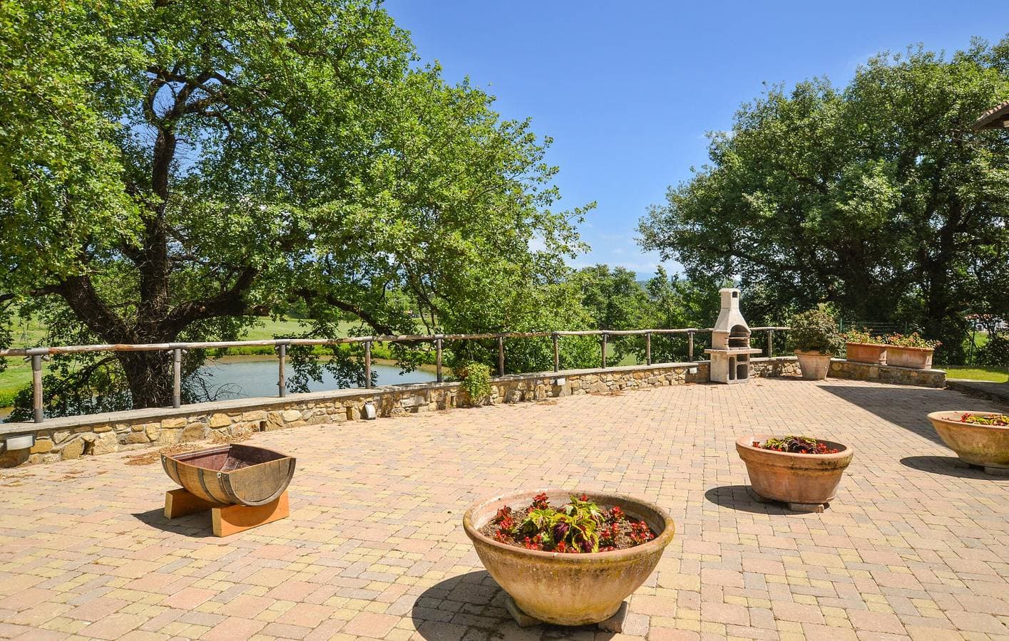 Foto 9 von 21: Gemütliche Ferienwohnung mit Pool, WLAN und Parkplatz am Torrente Ambra