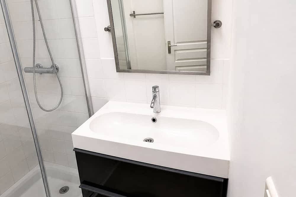 Foto 5 von 13: Studio-Ensuite mit Dusche-Studio 17m2