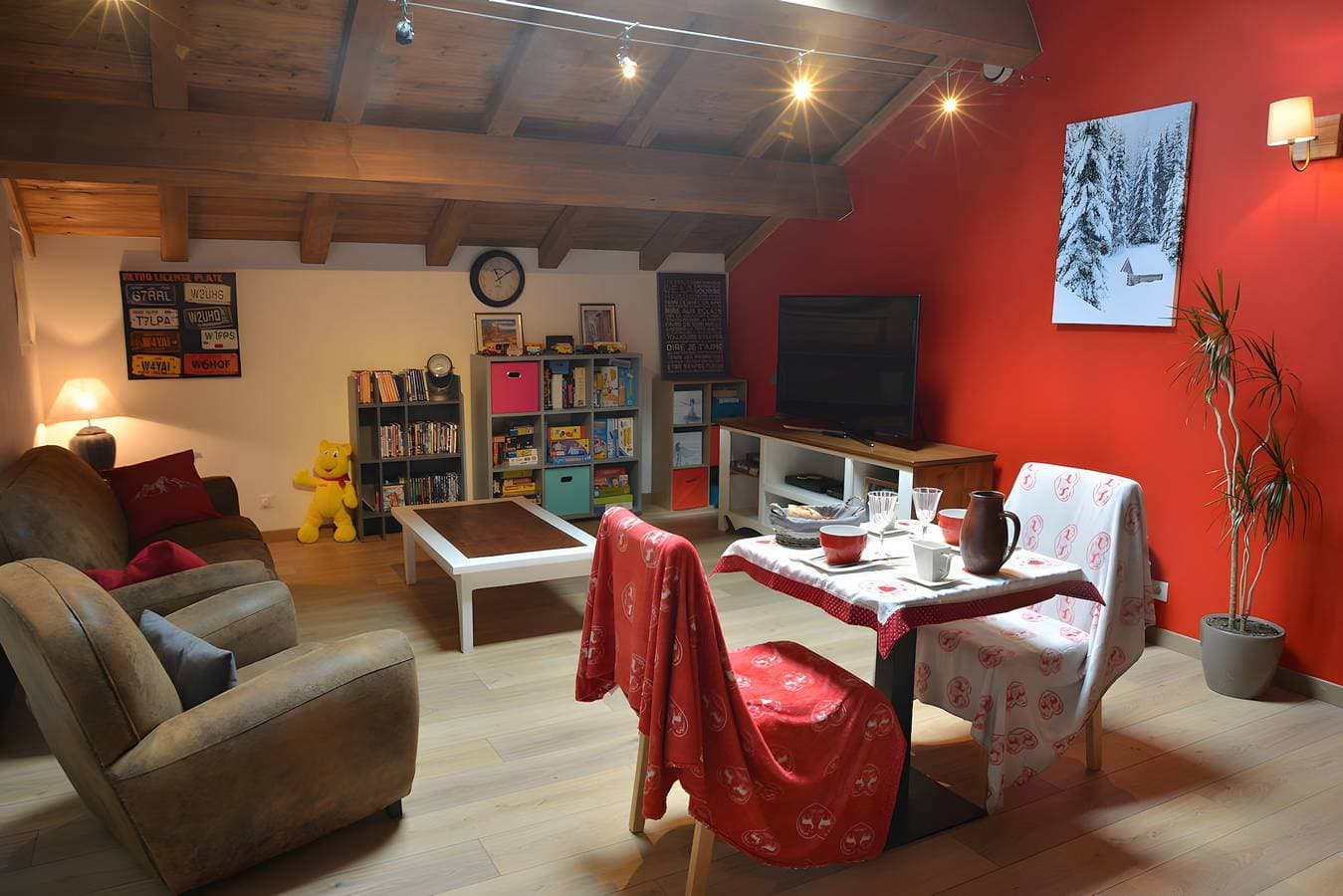 Foto 3 von 28: Bed & Breakfast „La Chambre De Jaxel“ mit Bergblick, Gemeinschaftspool und WLAN