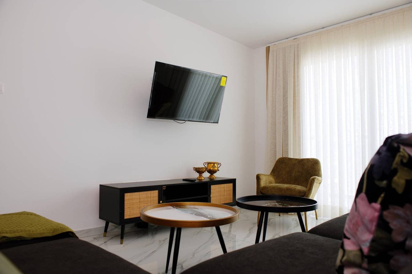 Musan Boutique Inland / Nissi Ave / High-Speed WiFi 1