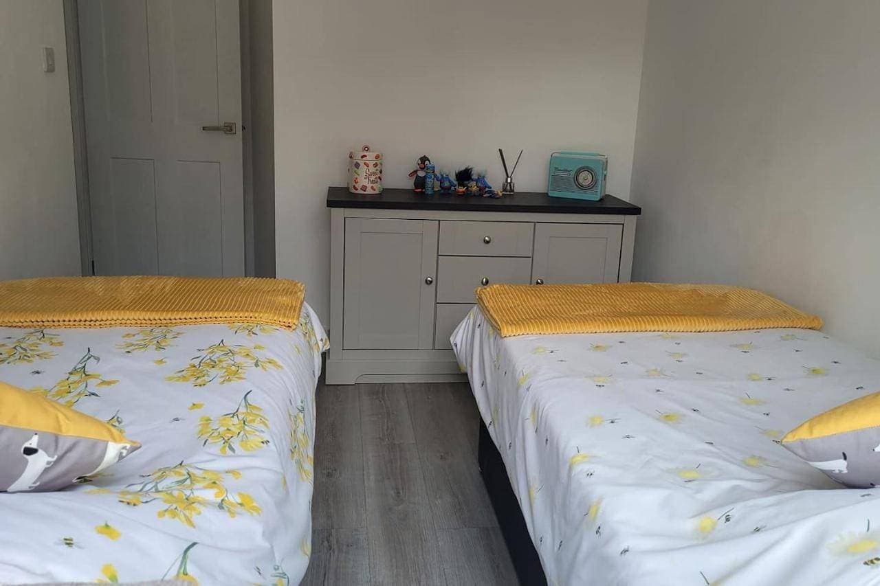 Foto 7 von 32: Two-Bedroom Apartment