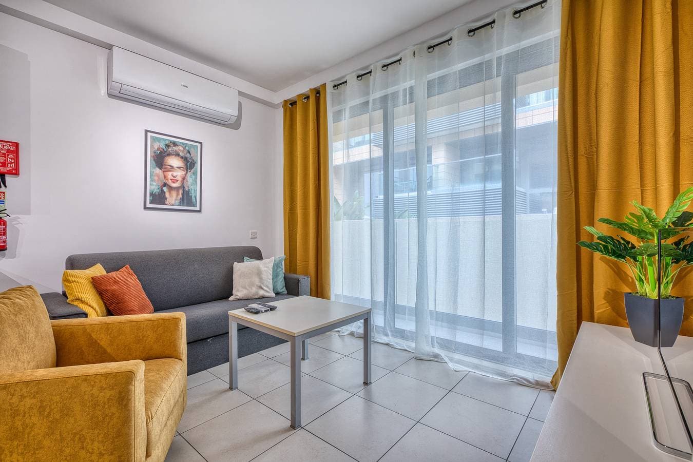 Foto 10 von 27: Ferienwohnung für 4 Personen mit Balkon