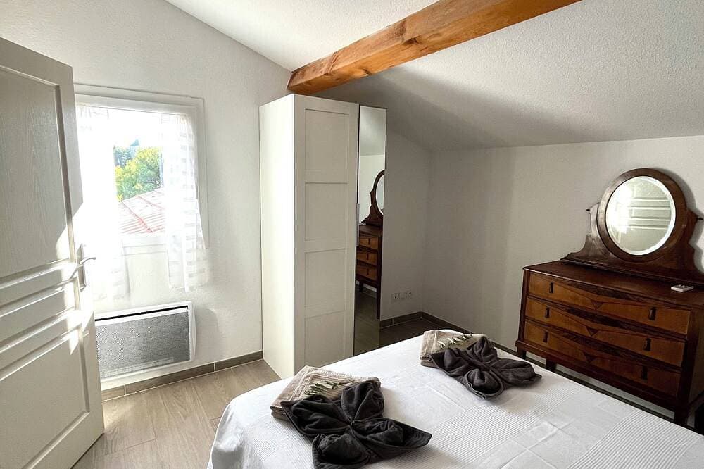 Foto 7 von 30: T2 Wohnung, 40 m2 350 m vom Strand von Lecques, ruhig. Klimaanlage, privater Parkplatz