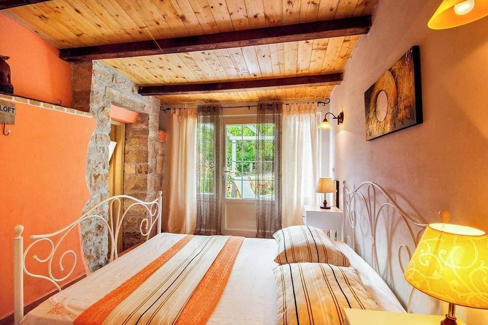 Foto 7 von 30: Villa Antoana mit Pool + Spa-Whirlpool + finnische Sauna + PlayStation 4 + WiFi