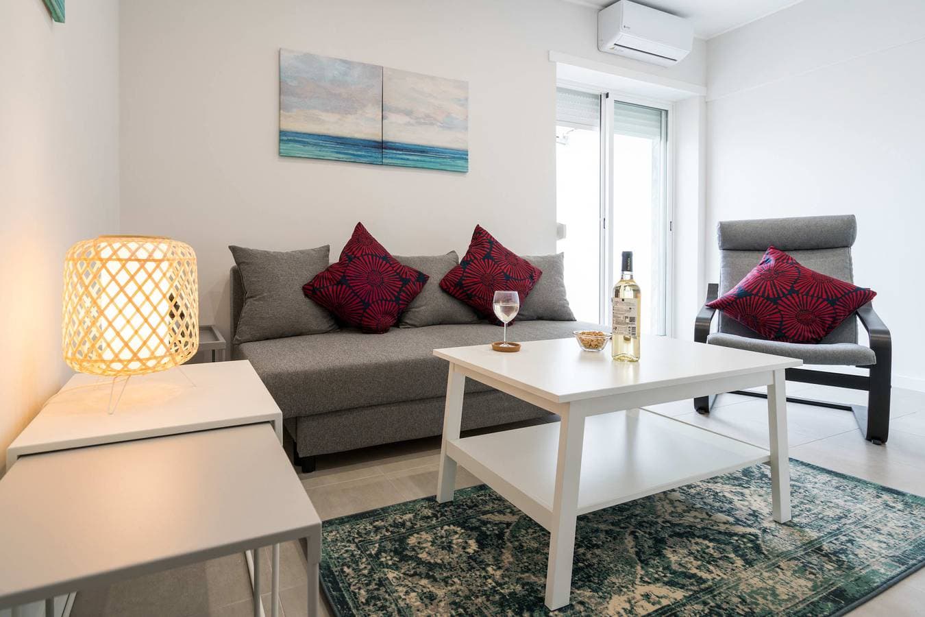 Foto 10 von 31: Ein-Schlafzimmer Apartment mit Meerblick in Lagos