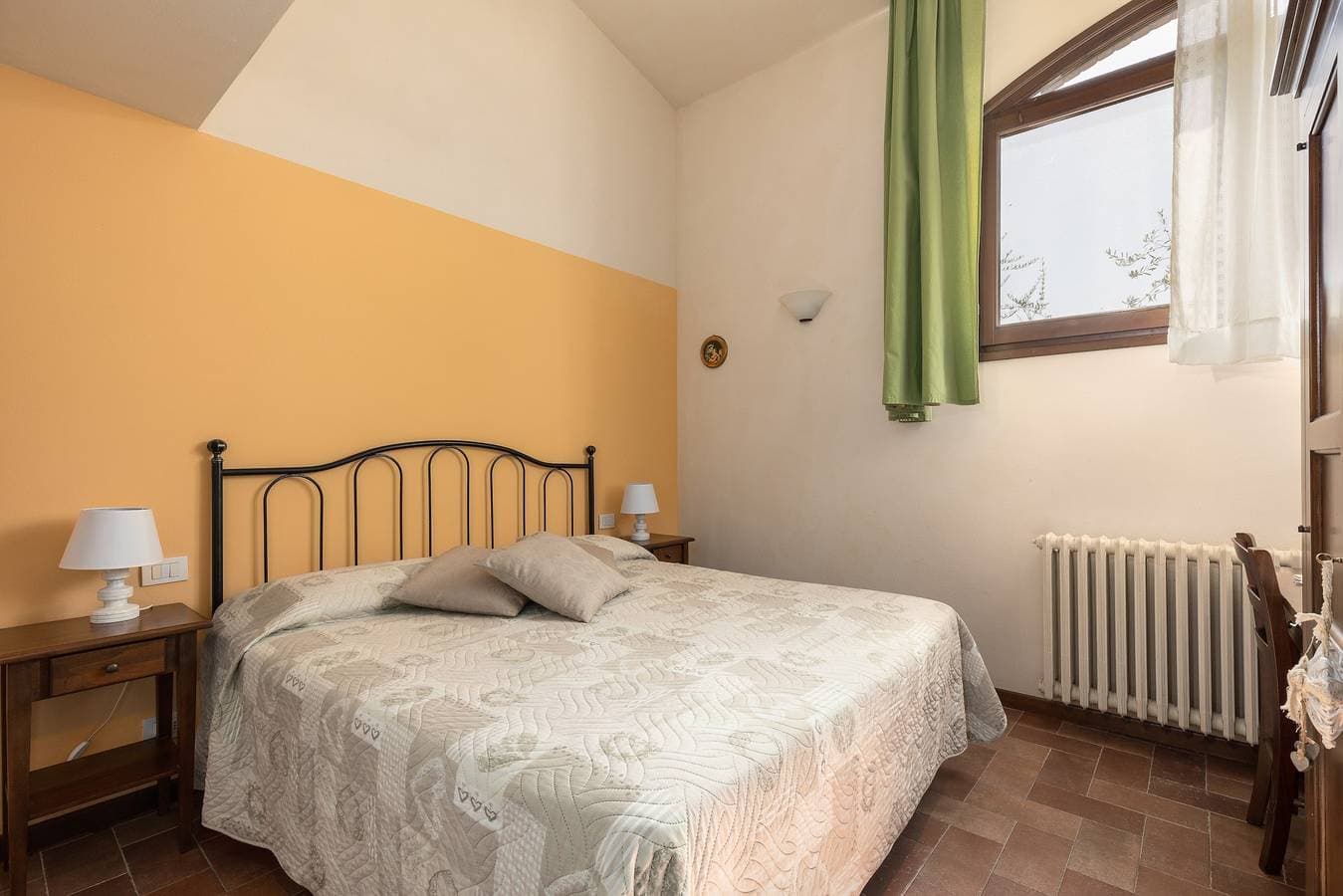 Foto 8 von 27: Ferienwohnung 'Vernaccia Country House - Agriturismo' mit Pool, Garten & WLAN