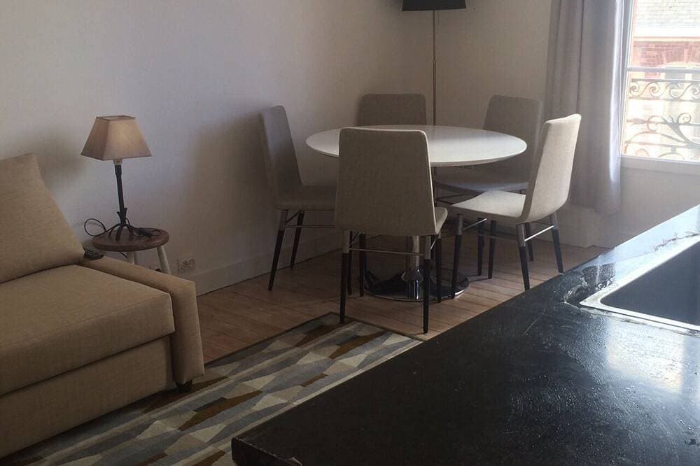 Foto 6 von 13: Charmante Zwei-Zimmer-Wohnung, 50 m vom Meer entfernt