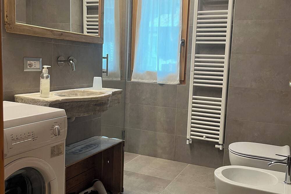 Foto 10 von 29: Temelin Apartment - 8 beds Via Funivie 63 Bormio Stelvio Slope view