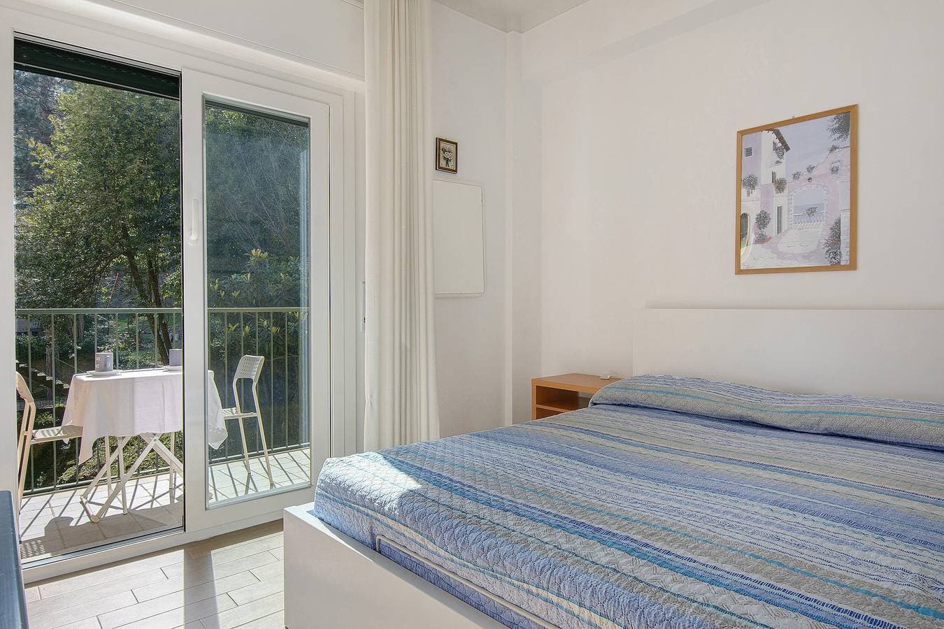 Foto 2 von 39: Apartment 'Eurotel 523 - Rapallo' mit Gemeinschaftspool, WLAN und Klimaanlage