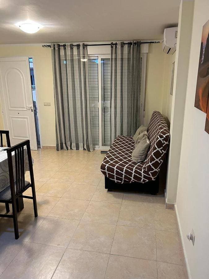 Foto 5 von 21: Two-Bedroom Apartment