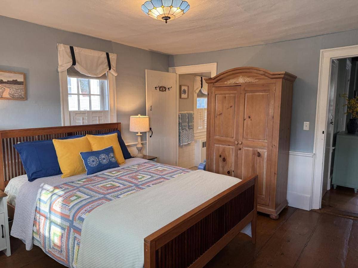 Coastal fun awaits at Castaway Cottage 1