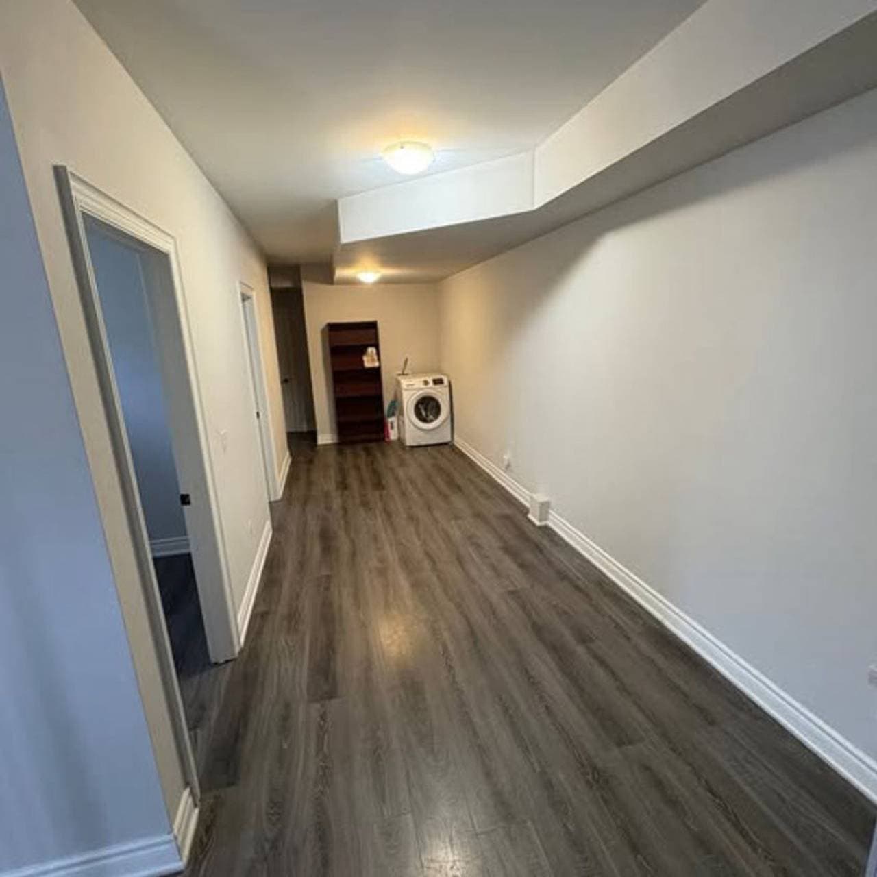 Foto 6 von 9: Privates Zimmer mit eigenen Einrichtungen im Apartment in Toronto