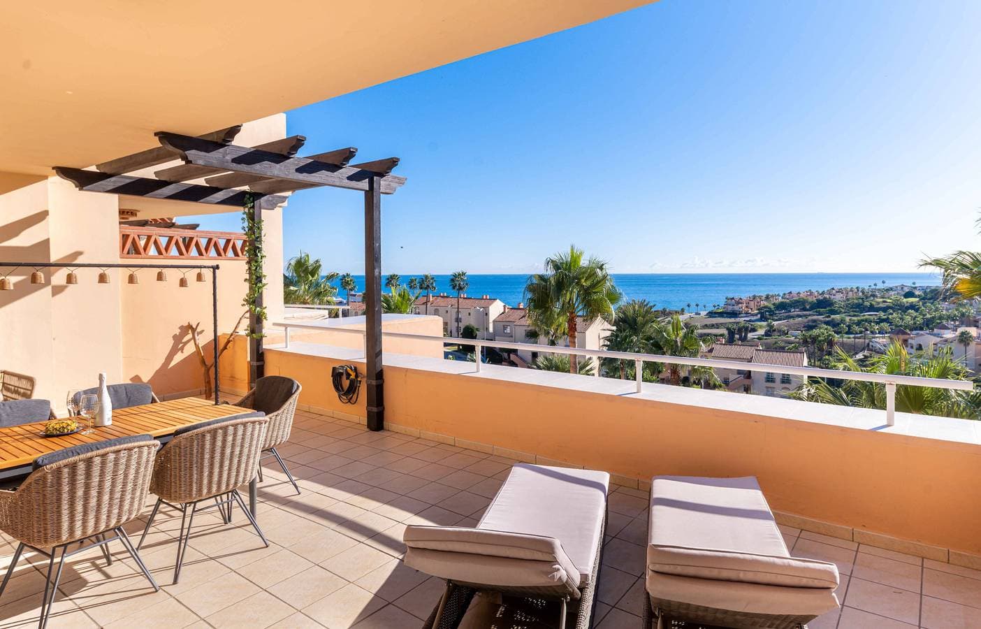 Malibu Mansion 1