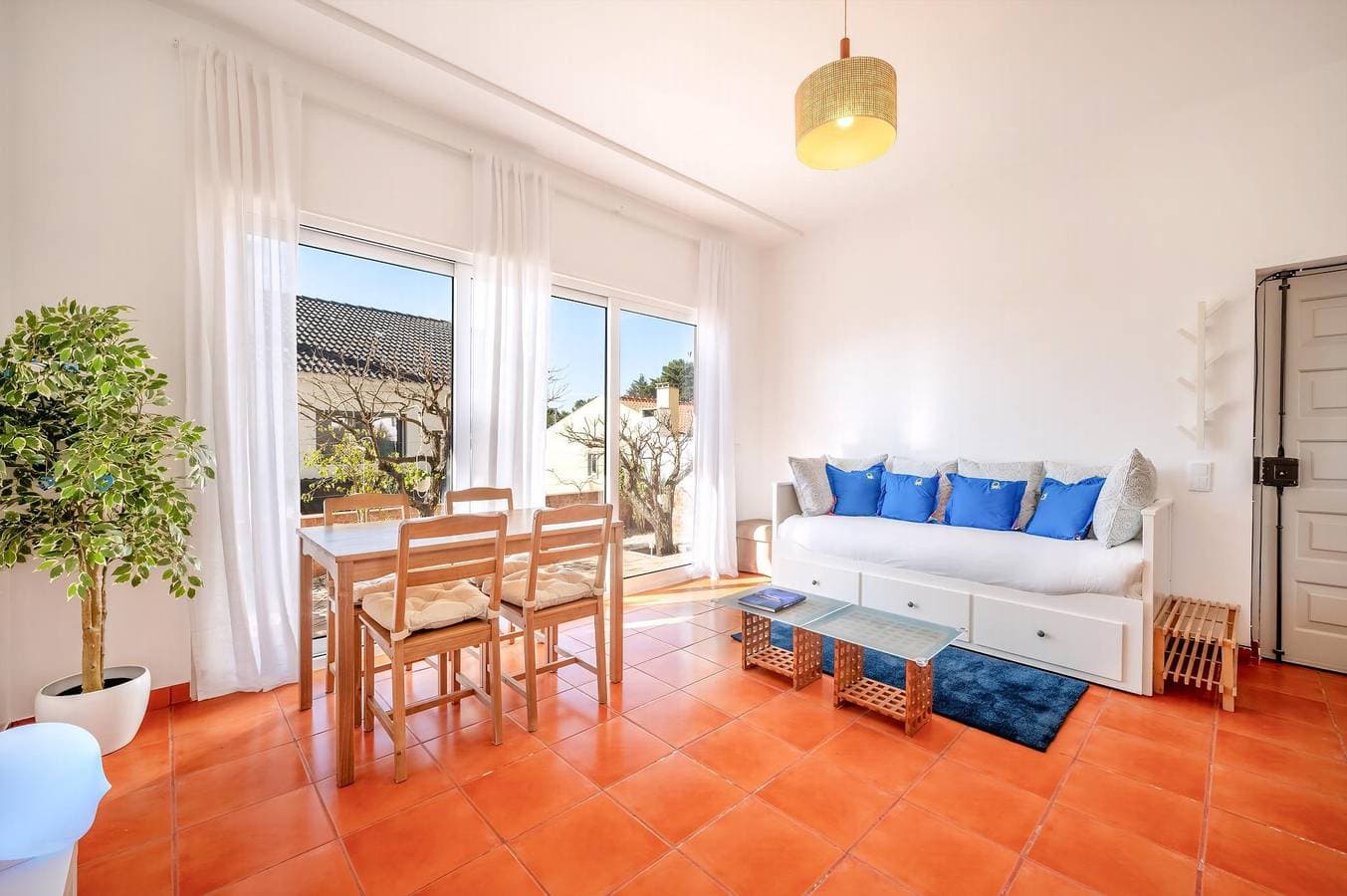 Foto 7 von 31: Ferienwohnung für 4 Personen mit Terrasse