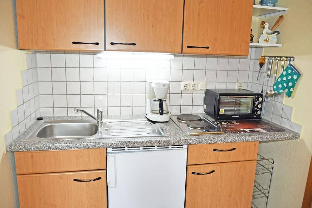Foto 13 von 22: Ferienhaus Charlotte mit Terrasse - ruhig gelegene Ferienhäuser am Selliner See