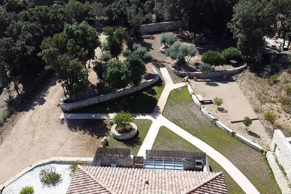 Foto 13 von 23: Accommodation for 7 people in Bonifacio - pool - cleaning and linens included