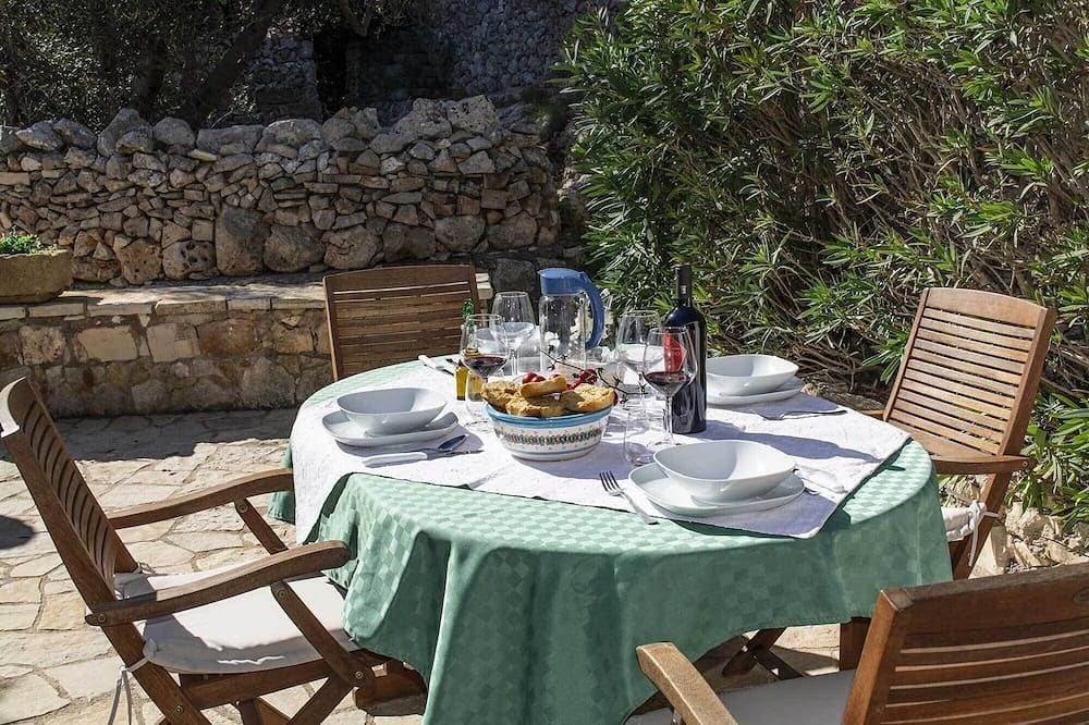Foto 10 von 30: Ferienvilla Am Meer Mit Exklusivem Garten Von 3000 Qm
