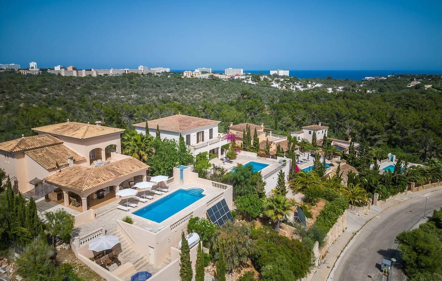 Rückzugsort mit Meerblick, Pool, Terrasse und Grill 1