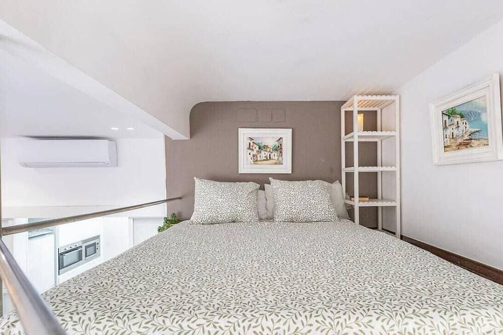 Foto 7 von 30: Elegant Loft with Loft and Modern Design |Center