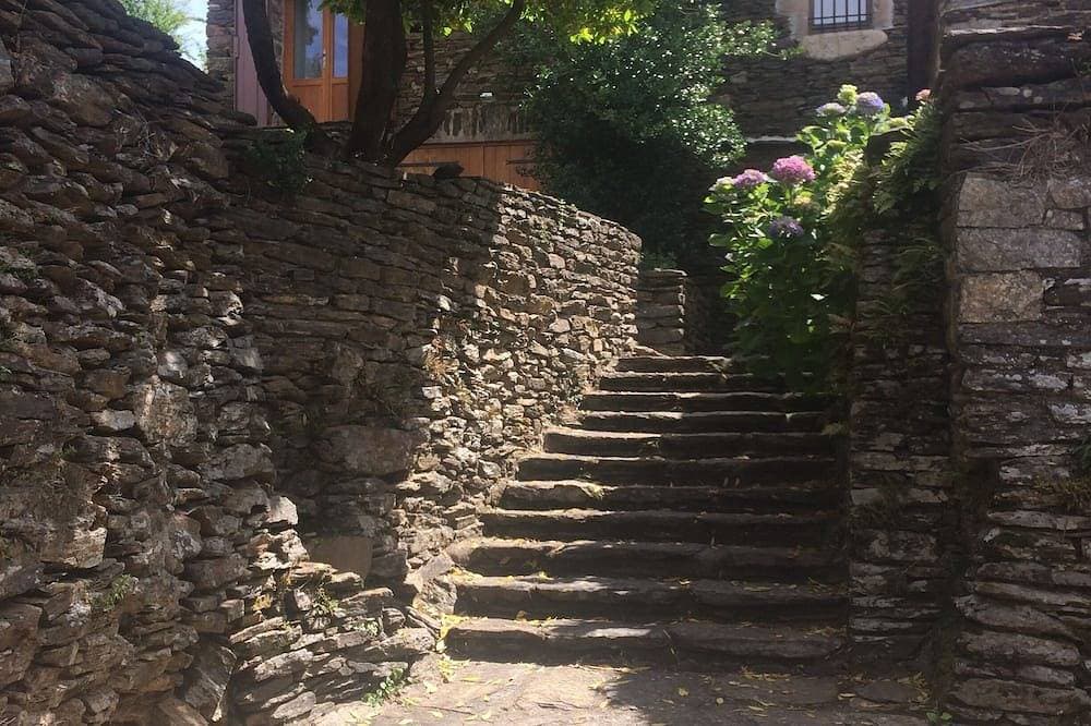 Foto 13 von 21: Charmantes Haus mit Schwimmbad südliches Ardèche 4 Schlafzimmer