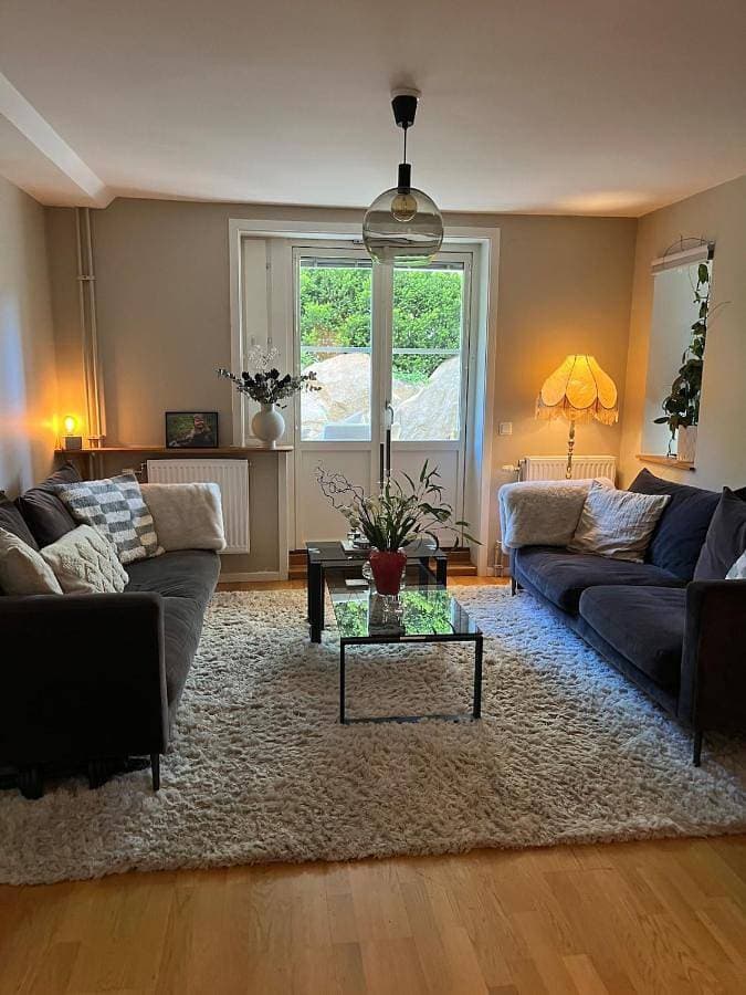 Large patio near swimming, parks & city 1
