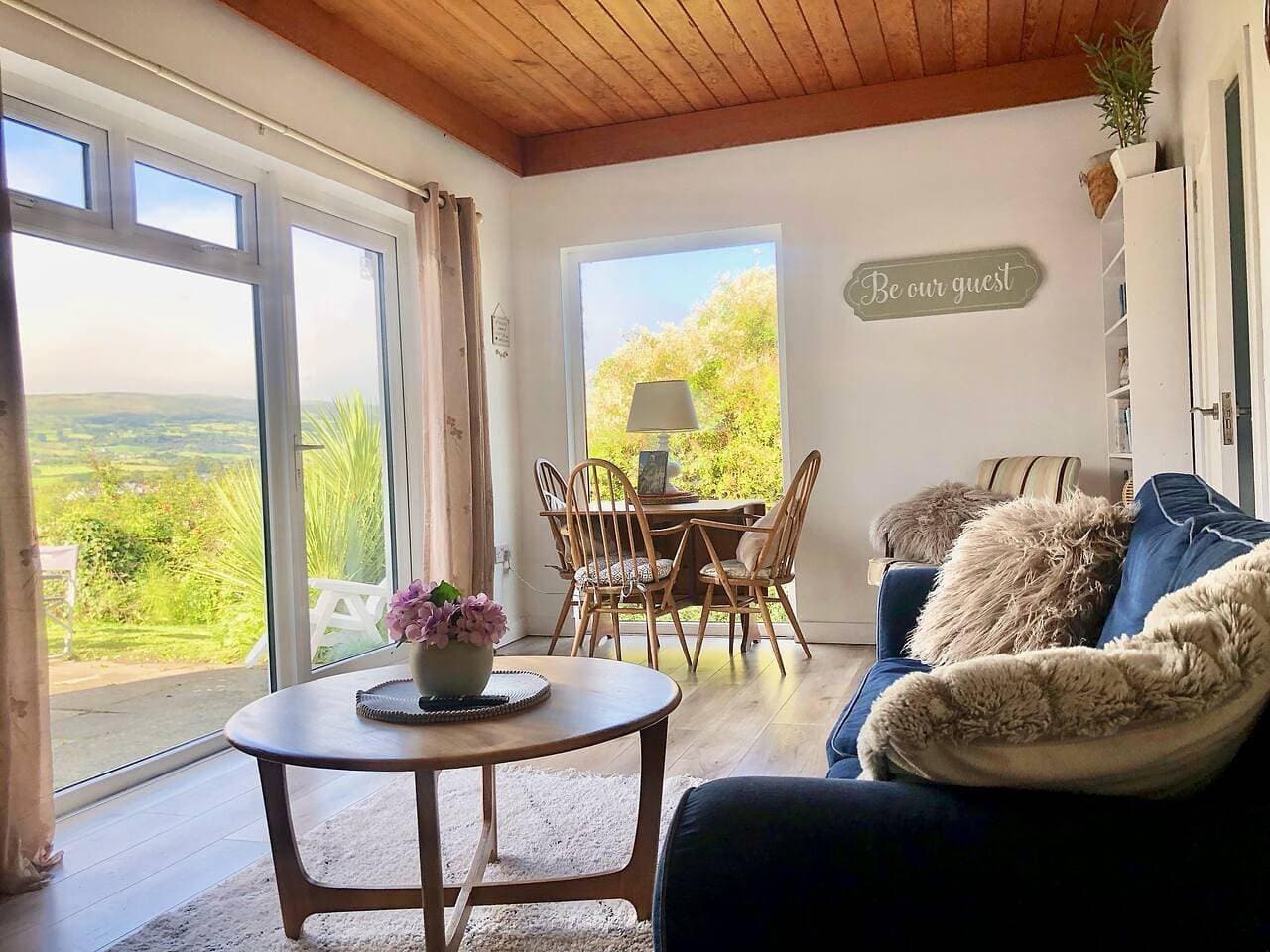 Foto 3 von 20: Ferienwohnung für 5 Personen mit Terrasse