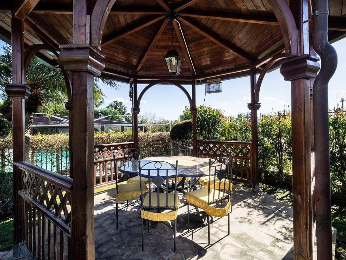 Foto 4 von 5: Villa with Private Pool