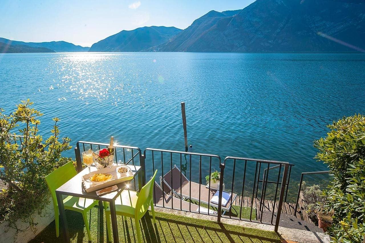 Foto 4 von 34: Apartment with Lake View