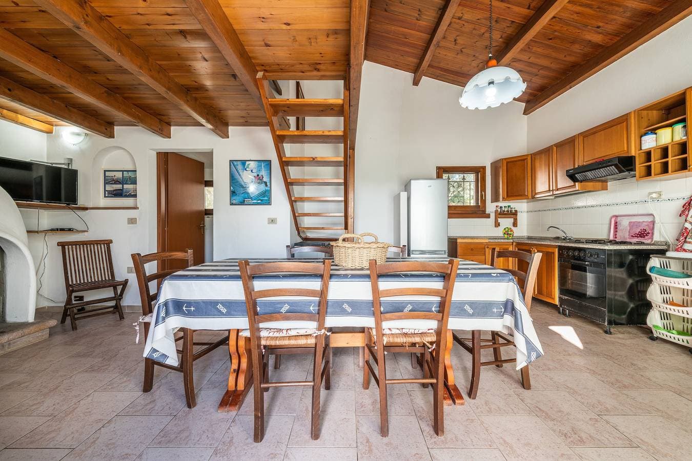 Foto 8 von 44: Ferienwohnung 'Ambra One' mit Bergblick, Privatem Garten & Terrasse