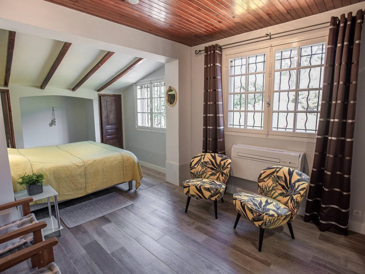 Foto 5 von 36: Ferienhaus mit Pool, 15 km vom Meer entfernt