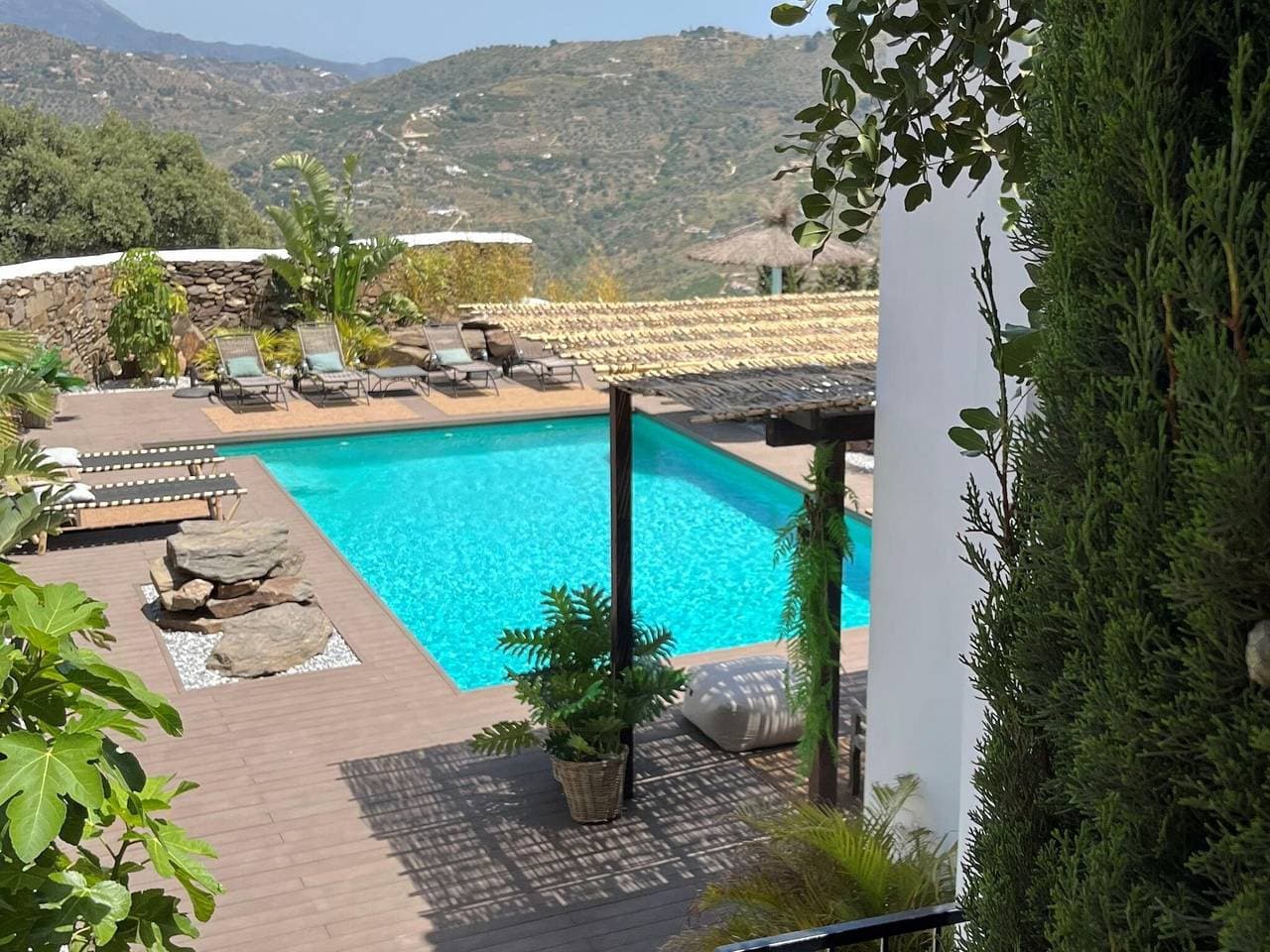 Foto 10 von 40: Villa in der Nähe von Sayalonga am Meer