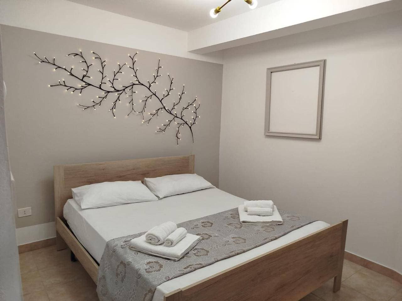 Foto 7 von 39: Two-Bedroom Apartment