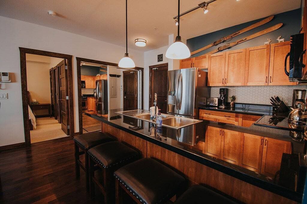 Foto 4 von 23: Luxus-Ski-In / Ski-Out-Wohnung mit eigenem Whirlpool und Dampfdusche