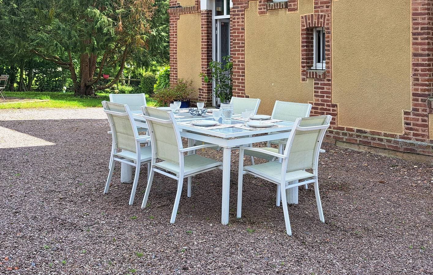 Foto 4 von 35: Gemütliche Wohnung mit Garten, WiFi & Parkplatz in der Nähe von Montviette