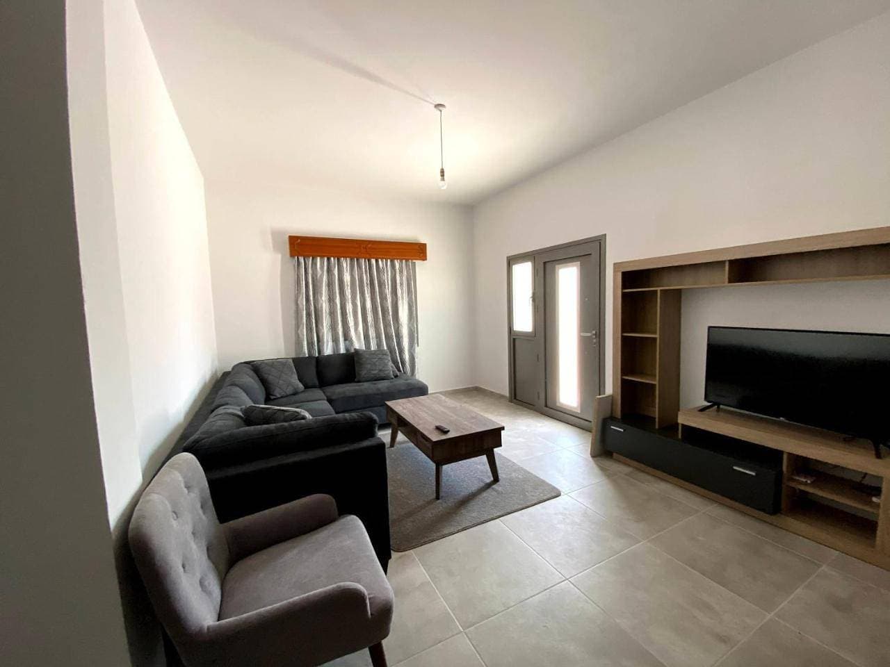 Foto 11 von 18: Three-Bedroom House