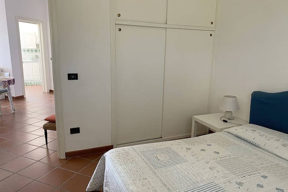 Foto 3 von 30: Holiday home with beautiful sea views, 3 minutes walk from the beach