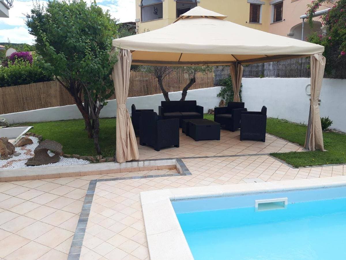 Foto 4 von 23: Double or Twin Room with Pool View