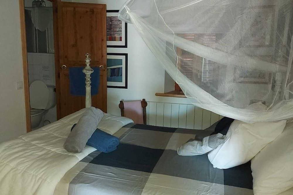 Foto 3 von 30: Rustic finca in a quiet location with pool and panoramic sea and mountain views