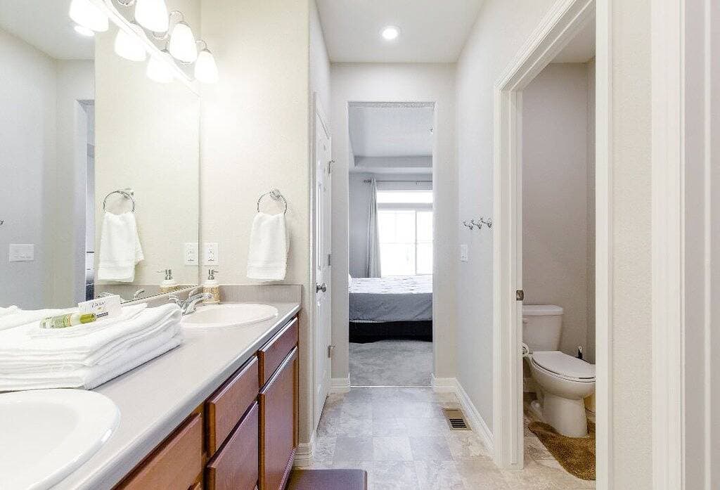 Foto 9 von 40: Neues Haus mit drei Schlafzimmern, 2 Badezimmer, Küche und Esszimmer.