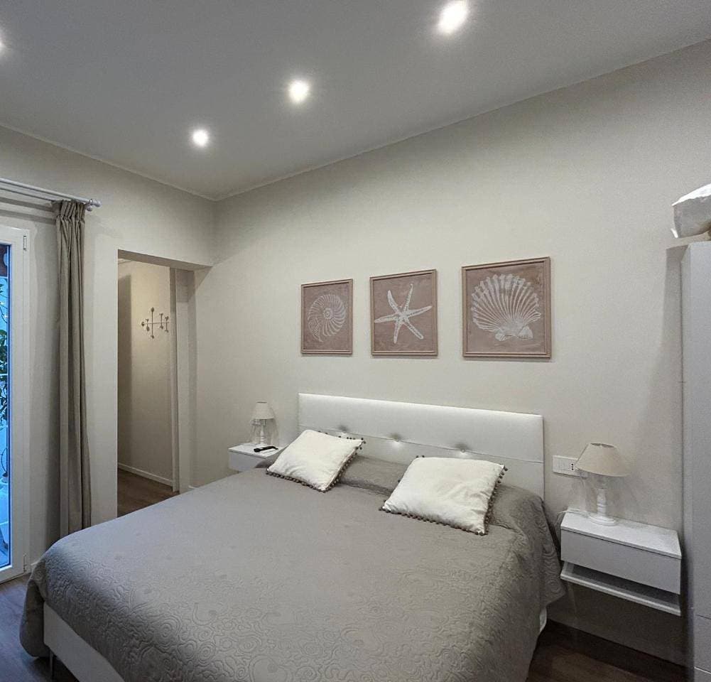 Foto 6 von 16: Double Room with Private Bathroom
