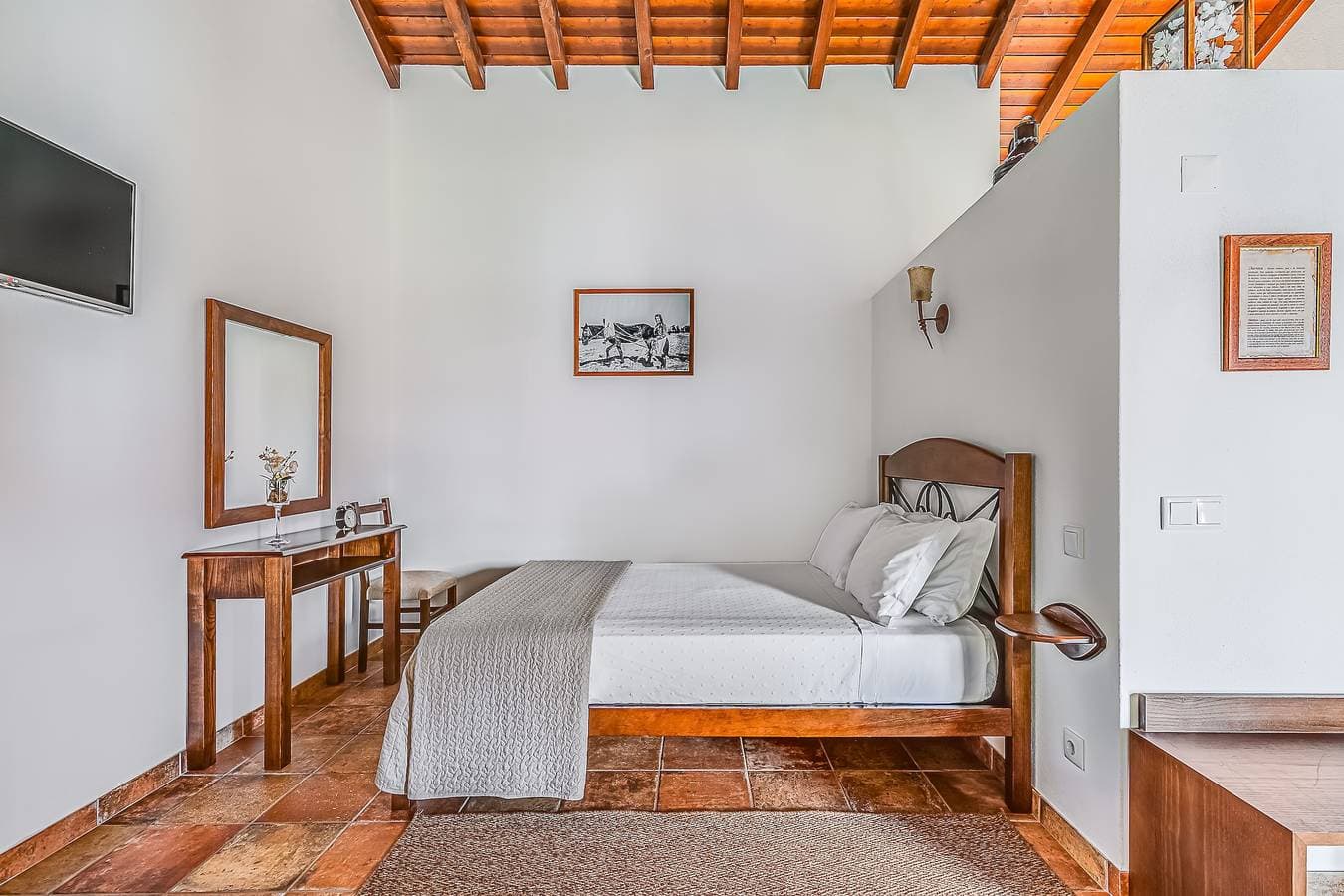 Foto 12 von 48: Ferienwohnung 'Casa Da Charneca - Suite Standard' mit Gemeinschaftspool, Wi-Fi und Klimaanlage