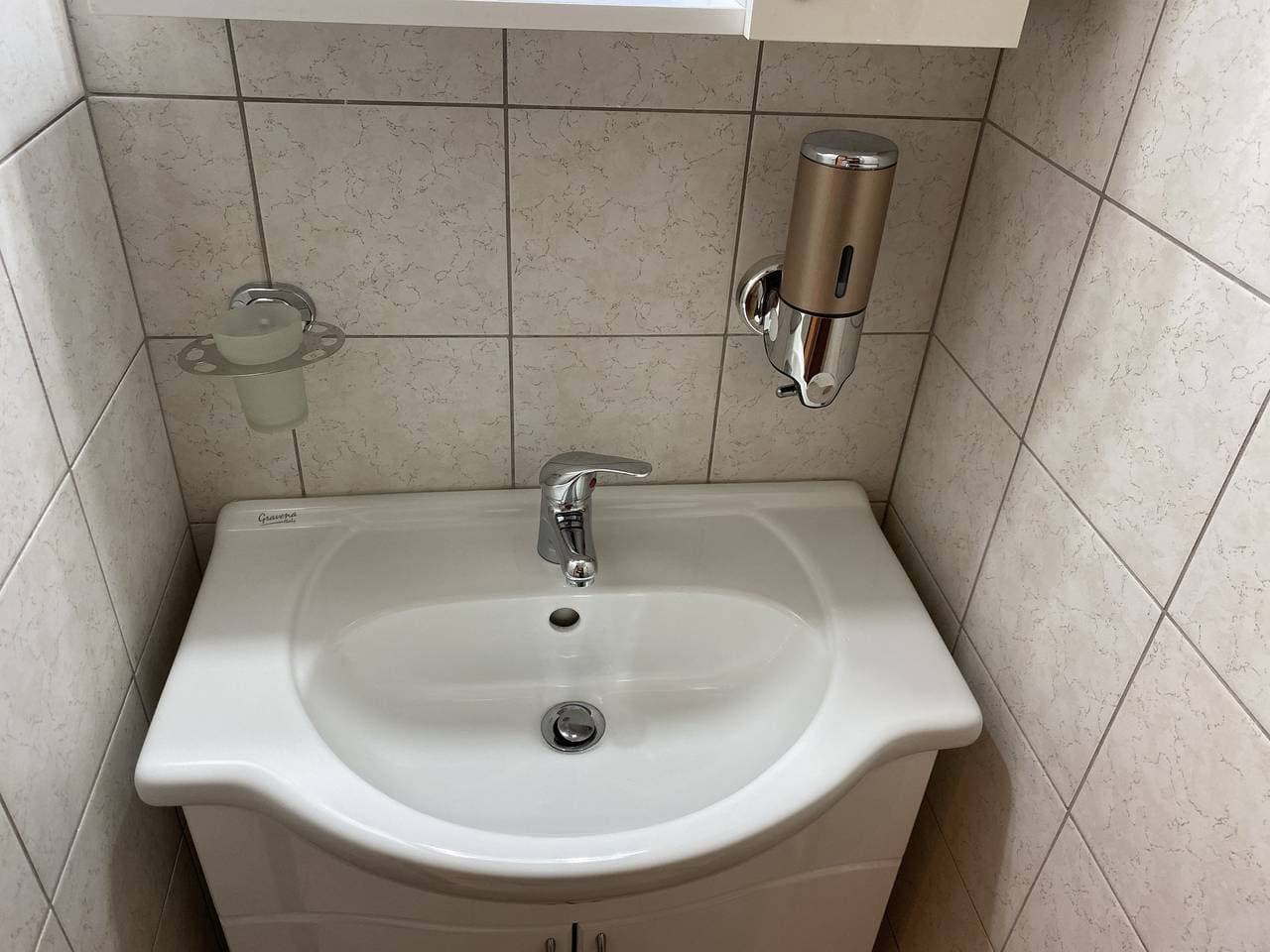 Foto 9 von 32: Ferienwohnung für 3 Personen mit Pool
