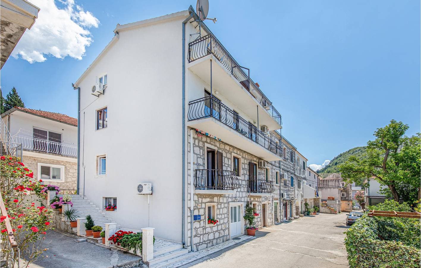 Foto 2 von 46: Gemütliche 70 m² große Wohnung mit Terrasse, WLAN und 300 m entferntem Strandzugang