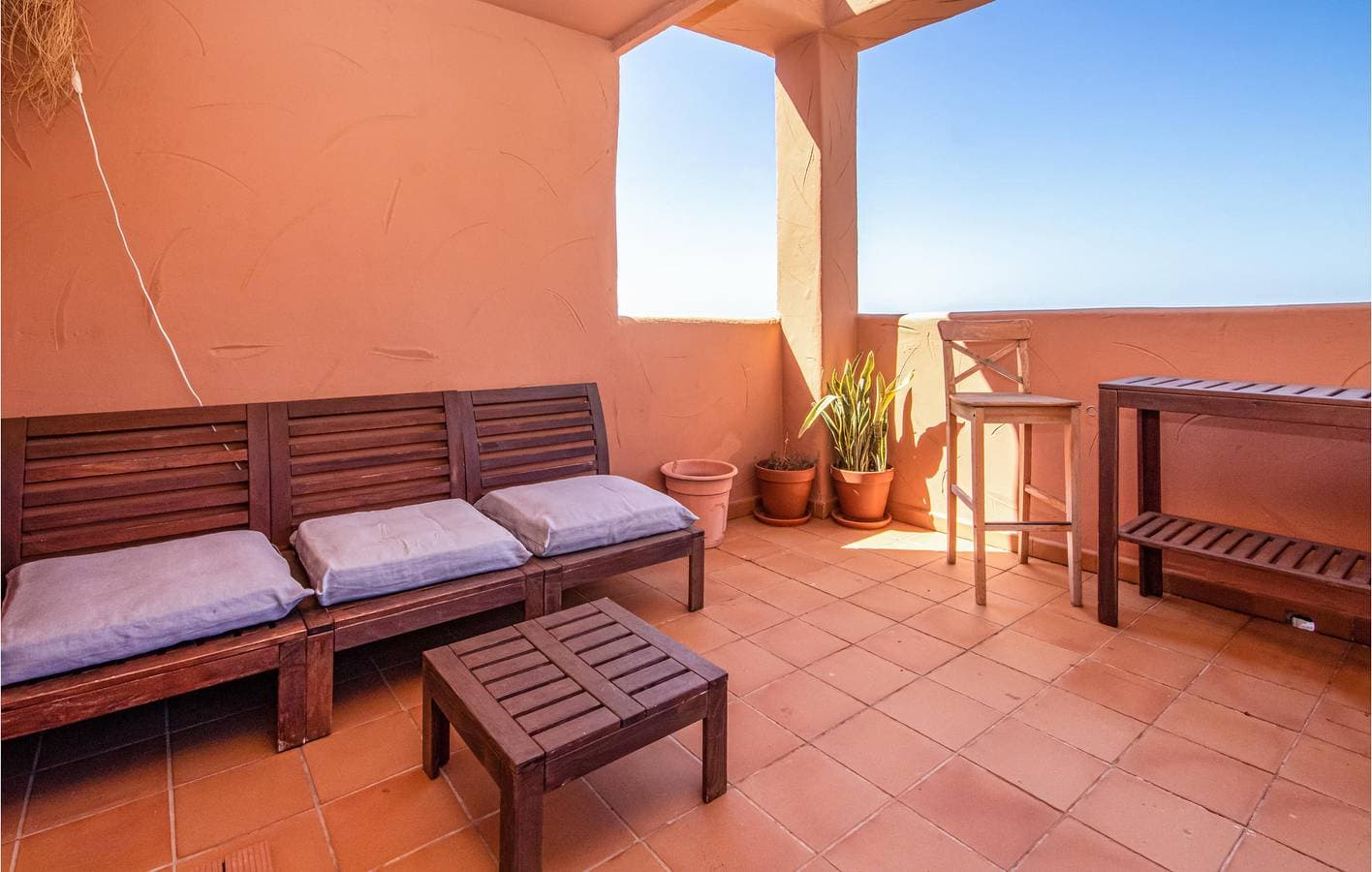 Foto 7 von 25: Apartment mit Meerblick, Pool und Garage