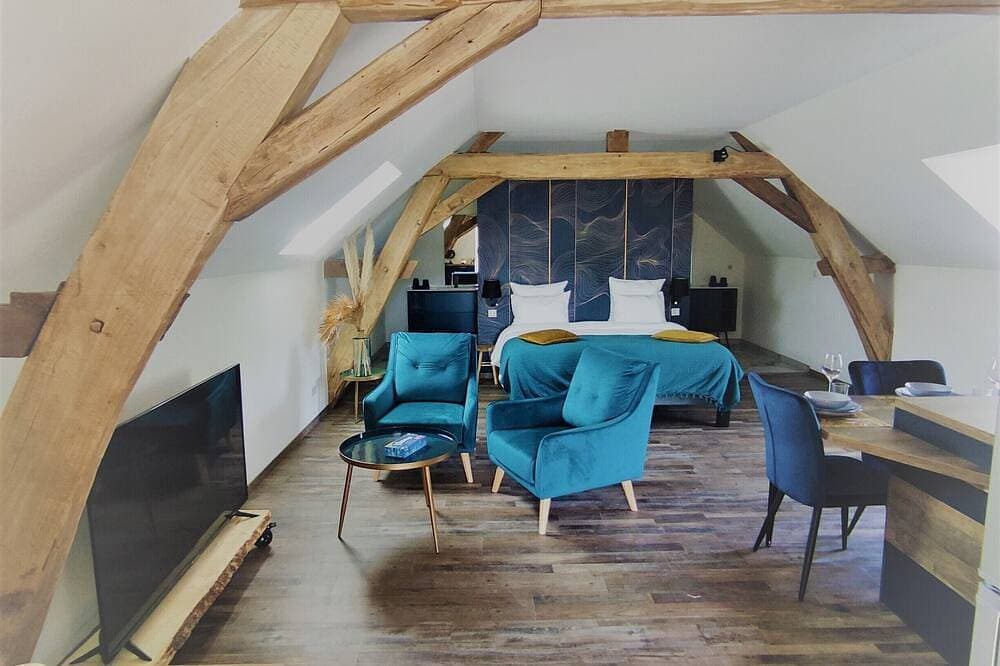 Foto 5 von 30: Le Loft du Moulin Brochat mit Gemeinschafts-Whirlpool