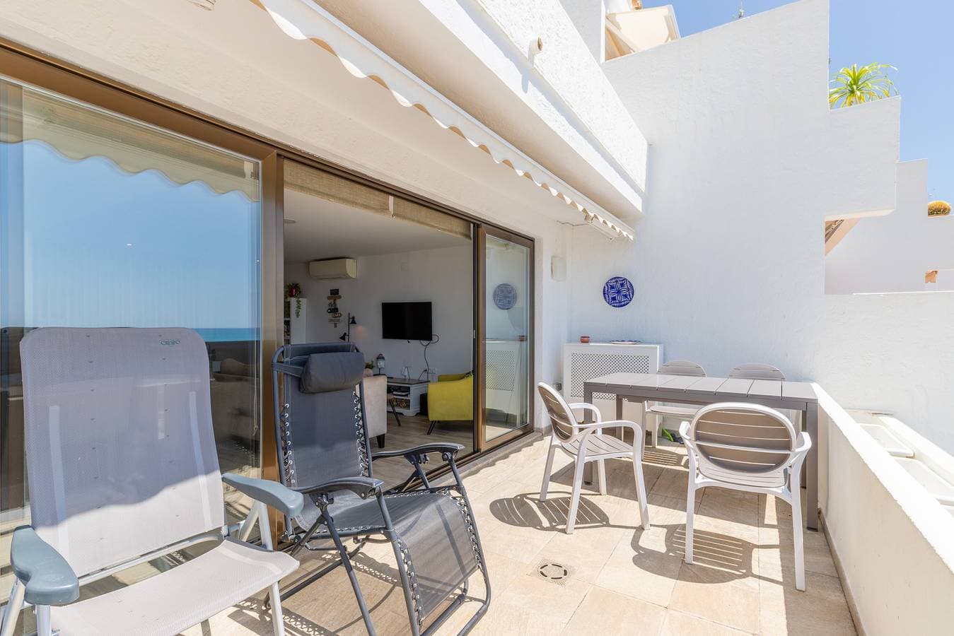 Foto 4 von 26: Ferienwohnung 'Top First Line Altea' mit Meerblick, WLAN und Klimaanlage